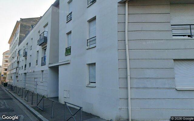 Façade : 47 rue Eugène Fournière, Villeurbanne