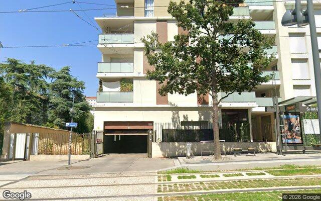 Façade : 53 avenue Antoine de Saint-Exupéry, Villeurbanne