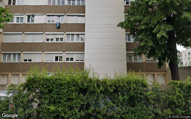 Façade : 2 rue de Cyprian, Villeurbanne