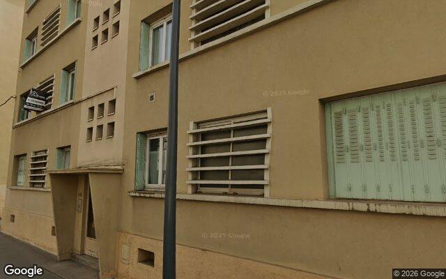 Façade : 142 rue Léon Blum, Villeurbanne