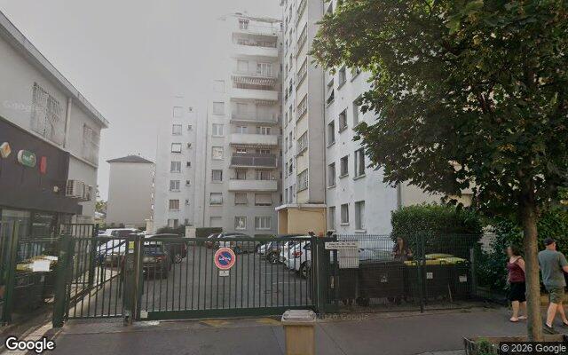 Façade : 182 rue Francis de Pressensé, Villeurbanne