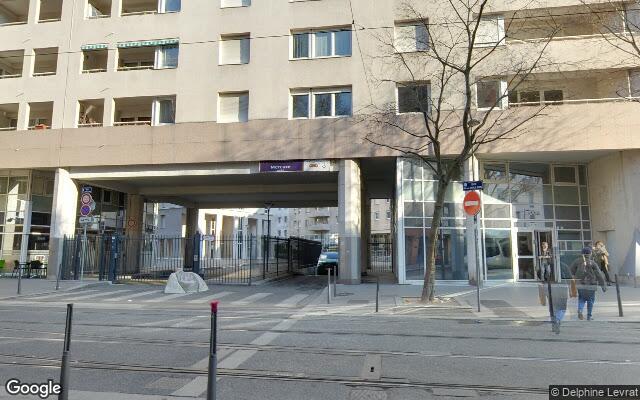 Façade : 11 rue d'Hanoi, Villeurbanne