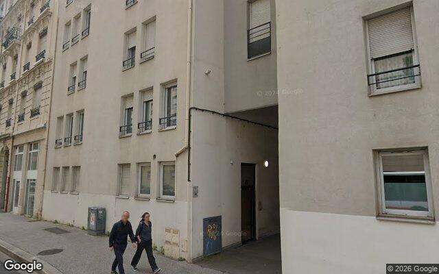 Façade : 48 avenue Roger Salengro, Villeurbanne