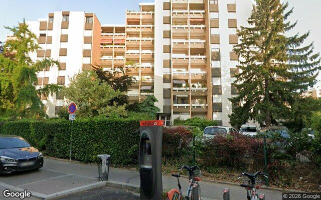 Façade : 1 rue Georges Courteline, Villeurbanne