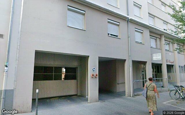 Façade : 98 avenue Roger Salengro, Villeurbanne